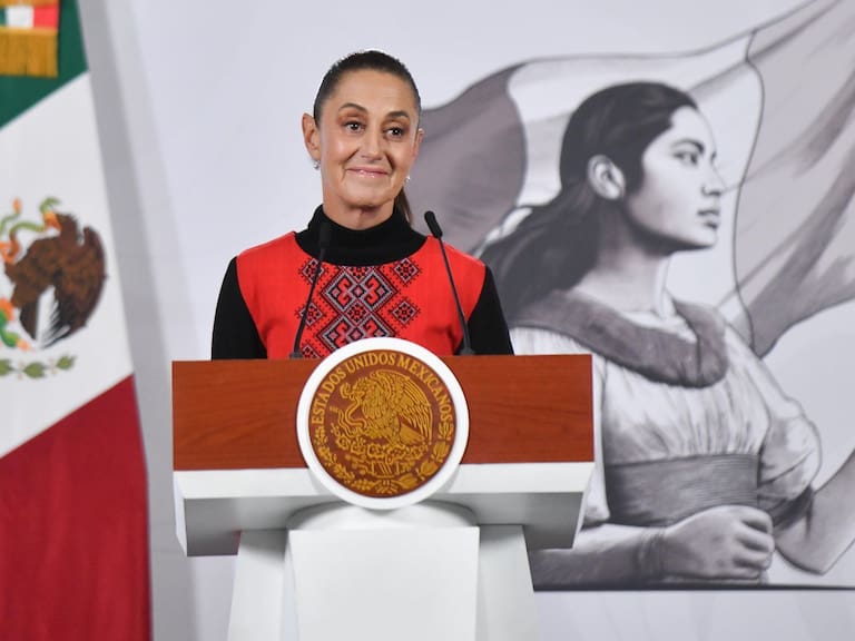 Sheinbaum evita entrar en controversia por suspensión de visas de Estados Unidos