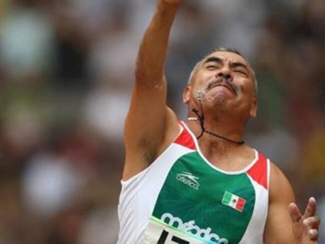 Gracias por estar al pendiente de nuestros logros: Mauro Máximo