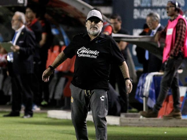La emotiva despedida de Maradona con Dorados de Sinaloa