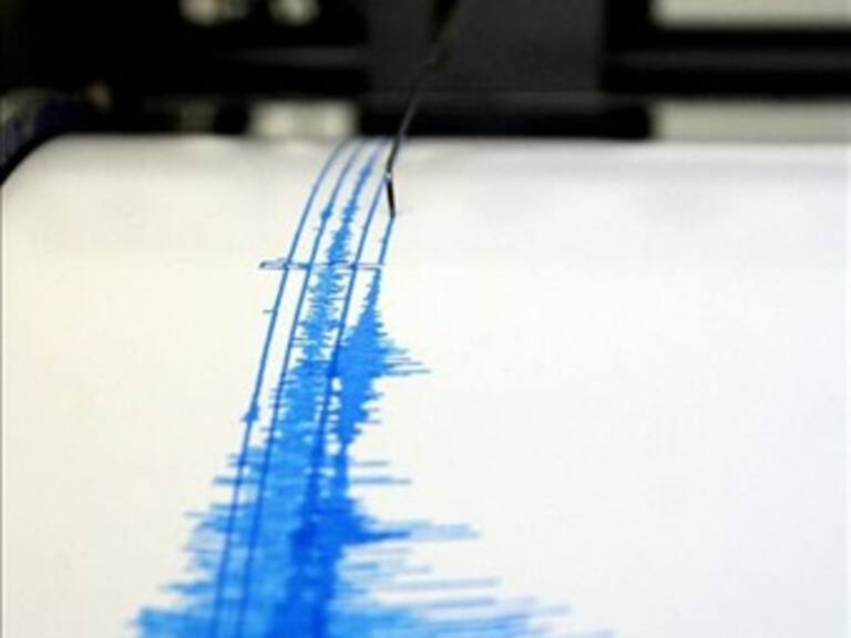 Sacude sismo de 4.9 grados Richter a El Salvador