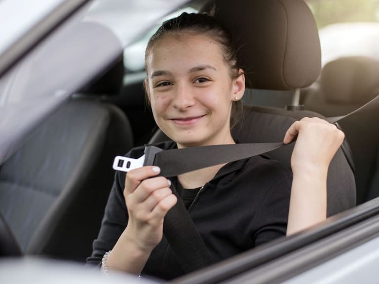 CDMX: Conoce cómo tramitar el permiso de conducir para menores de edad