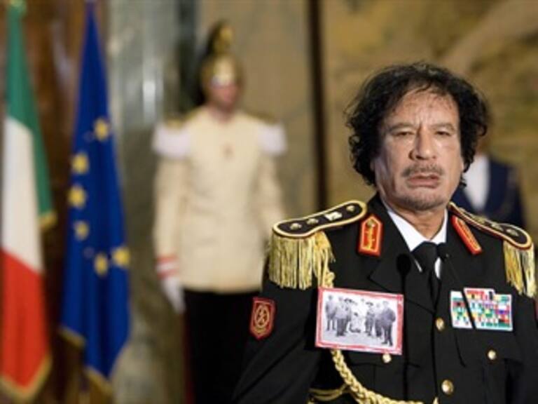 Tiene Gadafi de millones de dólares para financiar represión: NYT