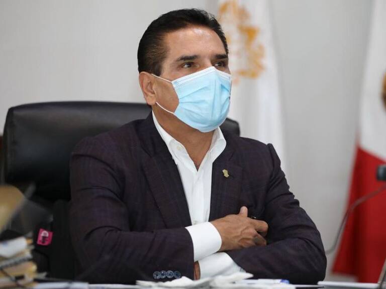 Ante pandemia, violencia y crisis, gobierno de AMLO sale con “payasadas”