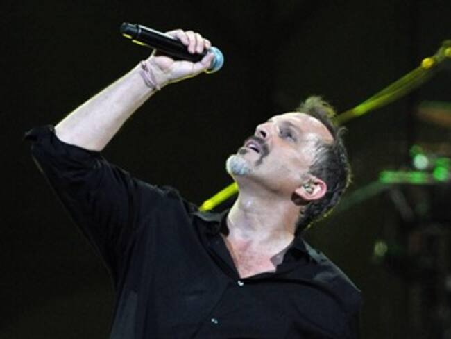 Entrega Bosé su 'cardio' a más de 45 mil personas en Cumbre Tajín