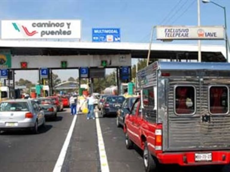 Registra México-Cuernavaca el mayor aforo vehicular