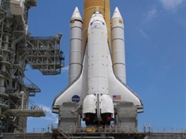 Aplaza NASA despegue del Discovery por mal tiempo