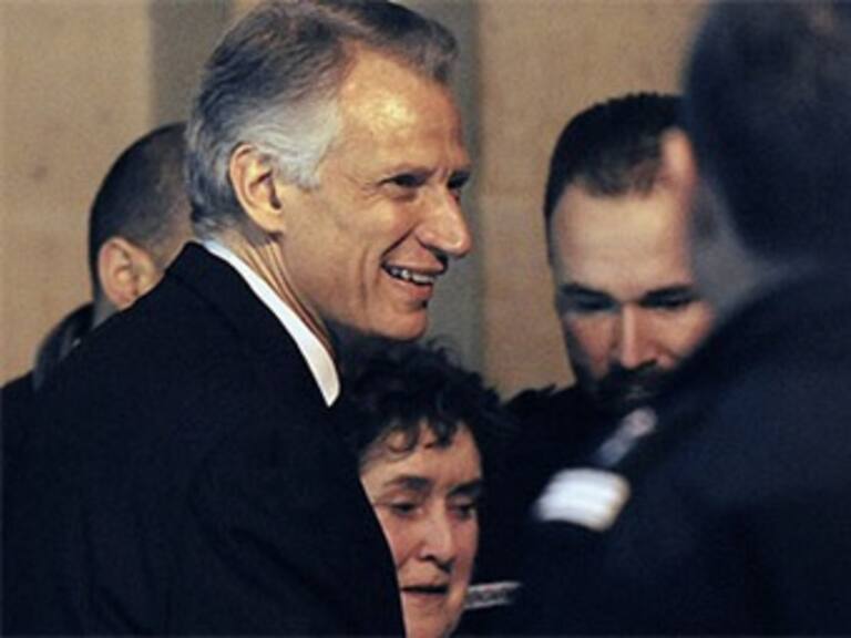 Villepin, absuelto de calumnias contra Sarkozy