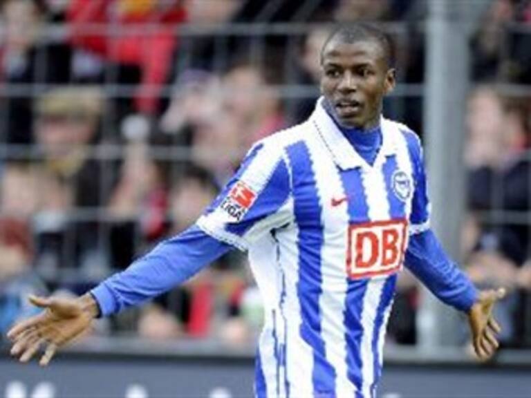 El futbolista colombiano Adrián Ramos en serios problemas