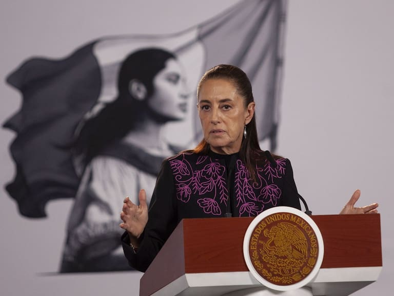 Claudia Sheinbaum Pardo, presidenta de México, no descarta la posibilidad de asistir a las entidades afectadas por el paso de el huracán Polo.FOTO: ANDREA MURCIA /CUARTOSCURO.COM