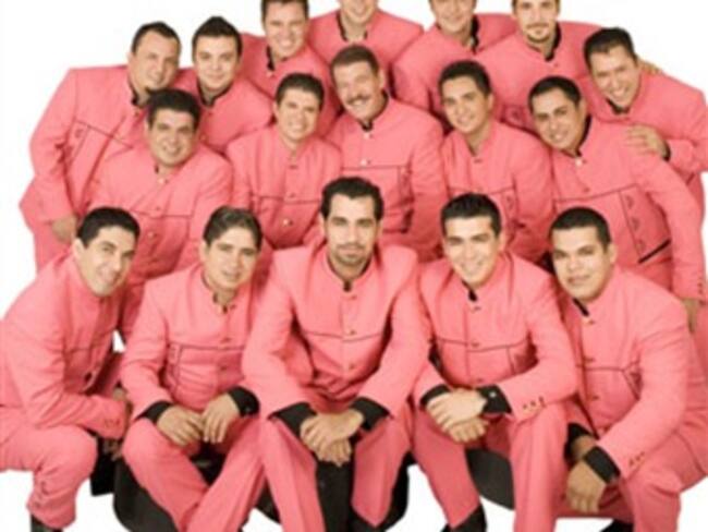 Recibe La Arrolladora Banda El Limón premio Máximo Orgullo Hispano