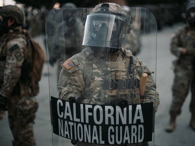 EE. UU. suspende redadas contra migrantes en sectores clave por presión social y crisis económica