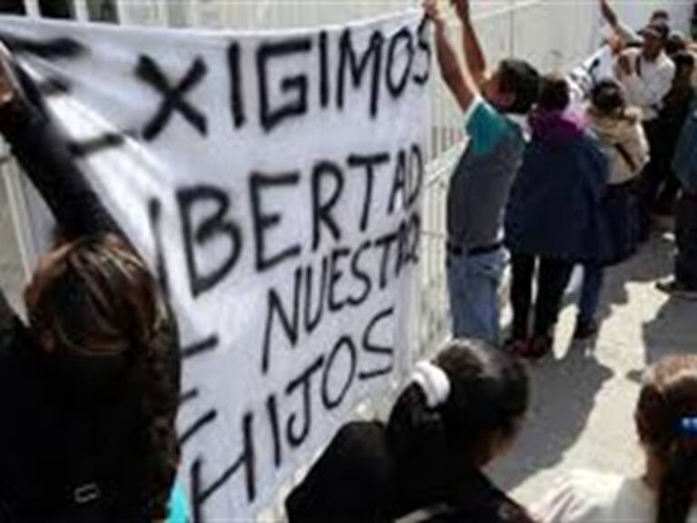 Se definirá situación jurídica de  30 normalistas detenidos en Michoacán