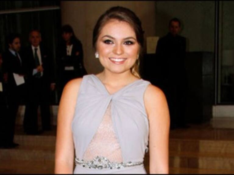 Aplaude Angélica Rivera actuación de Sofía Castro en 'El cartero'