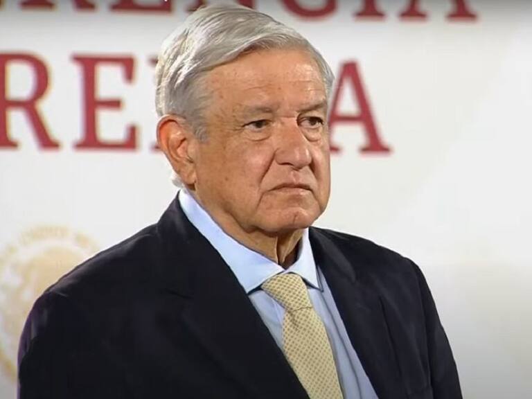 Nosotros no mandamos armas... somos pacifistas: AMLO