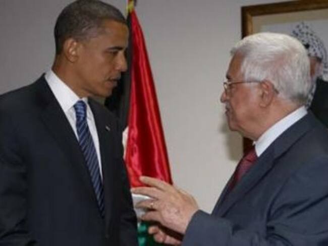 Conversa Barack Obama con Mahmud Abas