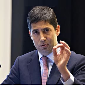 Trump nomina a Kevin Warsh como presidente de la Reserva Federal