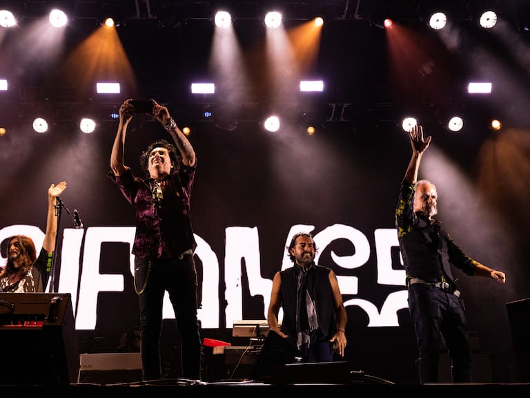 Caifanes hace historia en el Estadio GNP con 65 mil asistentes