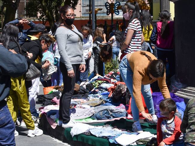 Mujeres jóvenes se alejan del ahorro para el retiro, alerta estudio del CIMAD