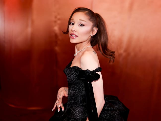 Ariana Grande vuelve a los escenarios tras siete años con la gira “Eternal Sunshine”