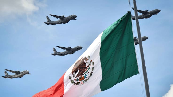 Desfile Cívico-Militar: 99 aeronaves surcarán el cielo del Zócalo este 16 de septiembre