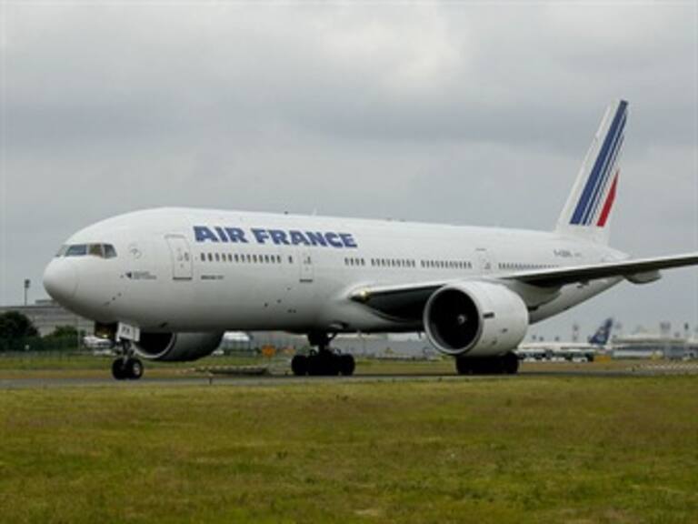 Restos recuperados no son de avión de Air France