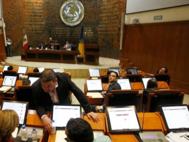 Atraso en elección de Fiscal es por candidatos que ocupan cargo en el gobierno