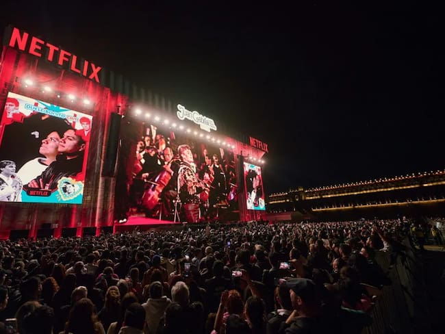 Así se vivió el concierto de Juan Gabriel en el Zócalo de la CDMX