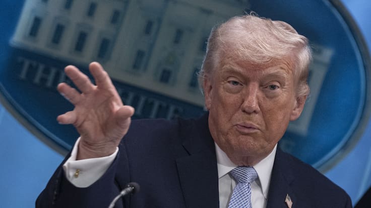 Trump vuelve a amenazar a Irán: amaga con bloqueo por meses y pone en alerta al petróleo mundial