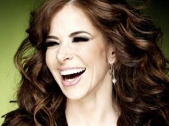 Dice Gloria Trevi que pese a 'romperse en pedazos' es 'Trevineitor'
