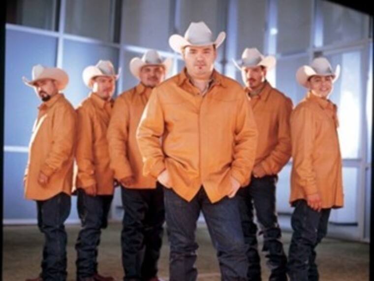 'La Chicuela' nos platicó sobre el homenaje que Intocable realizará a dos grandes del acordeón