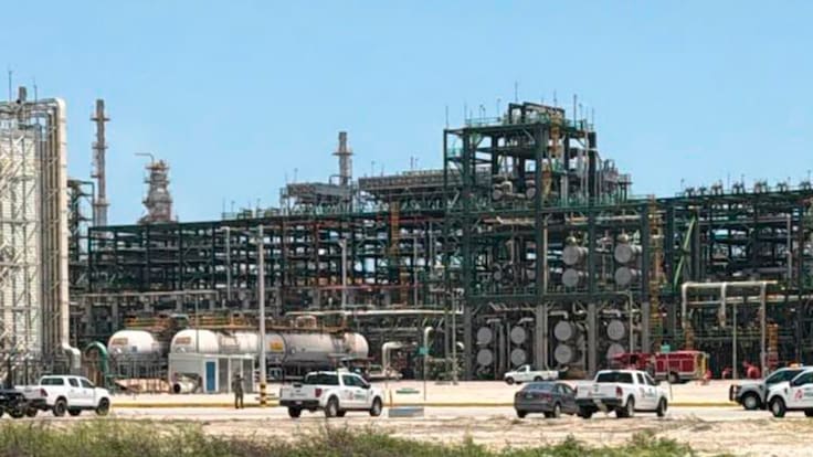 Pemex informa sobre incidente controlado en la Refinería Olmeca | Dos Bocas