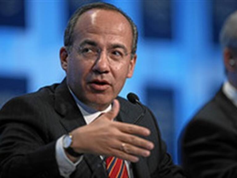 Llega Calderón a Paraguay para participar en Cumbre Iberoamericana