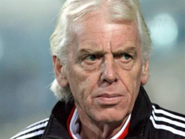 Cesan a Beenhakker como técnico de Polonia