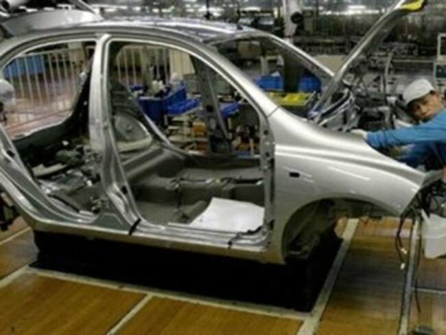 Creció 3.8% producción industrial de México en 2011
