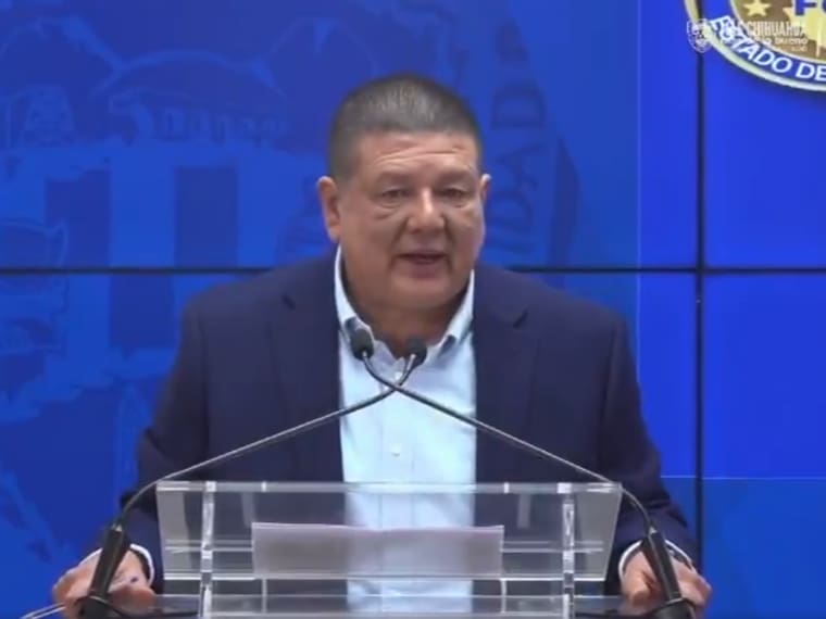 #Entrevista con César Jáuregui