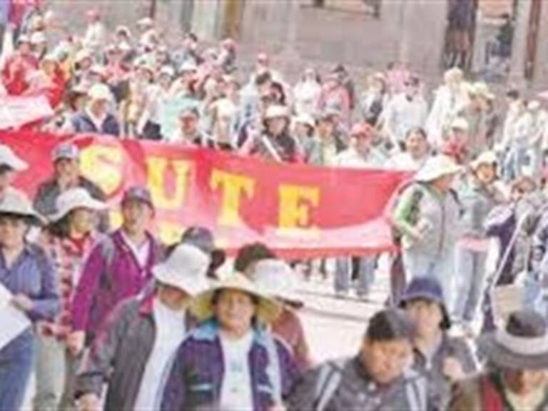 Líder sindical pide a maestros no afecten ciclo escolar con protestas y cumplan con el calendario