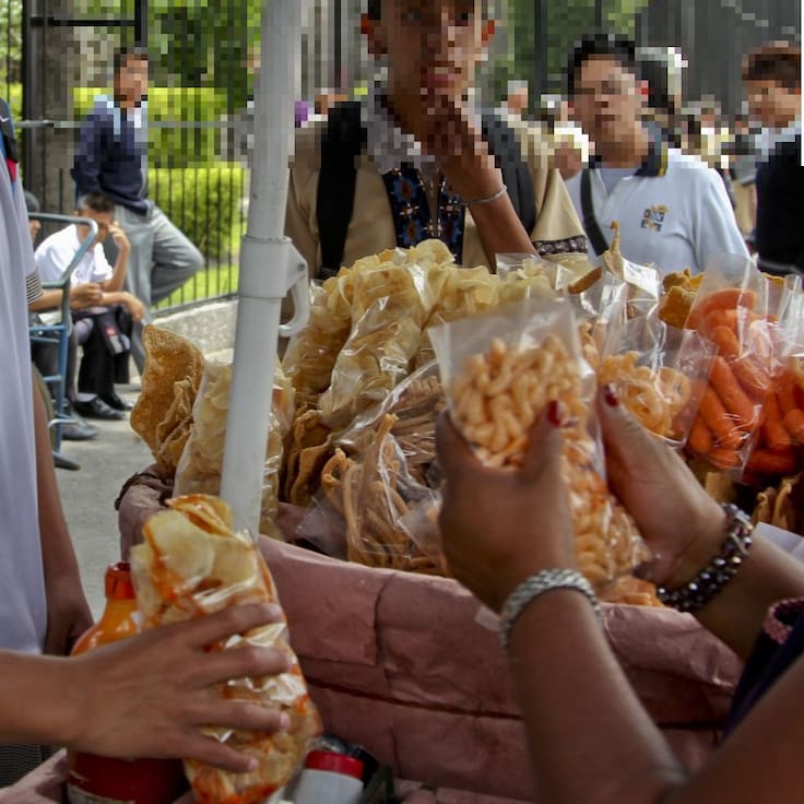 La SCJN confirma prohibición de comida chatarra en escuelas de todo México