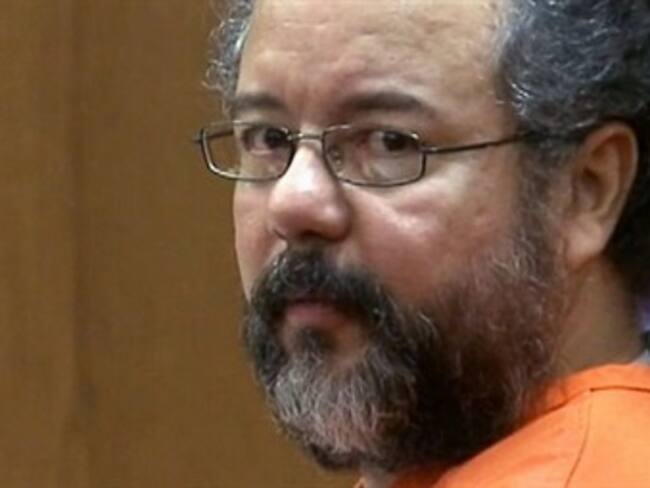 Se suicida secuestrador de 3 mujeres en Cleveland