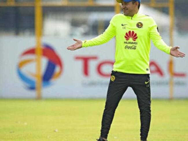 Ignora Ignacio Ambriz rumores sobre su reemplazo en América