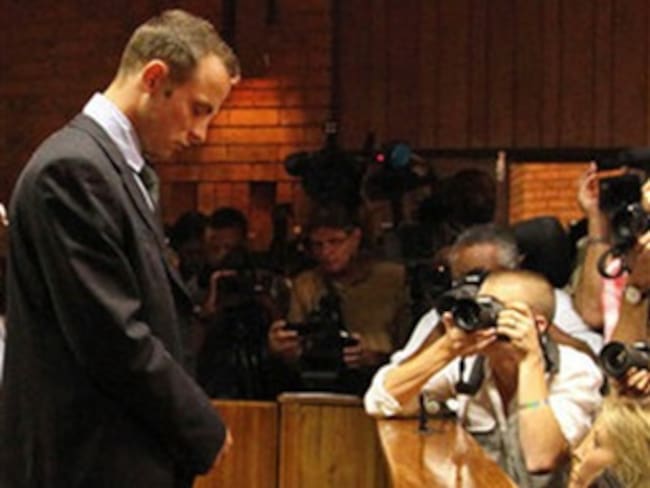 Gran expectación ante el inicio del esperado juicio a Pistorius por asesinato