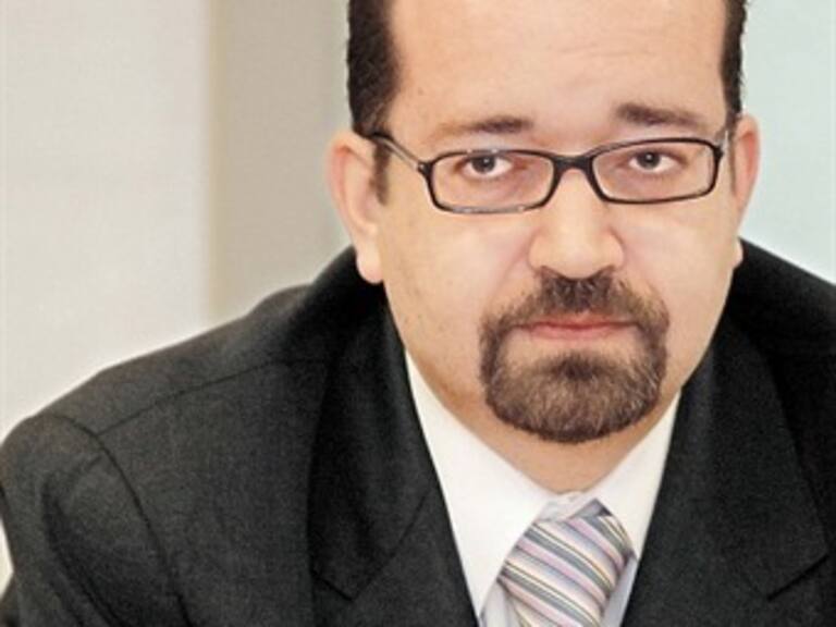 Expresa Mony de Swaan disposición para regresar la Cámara