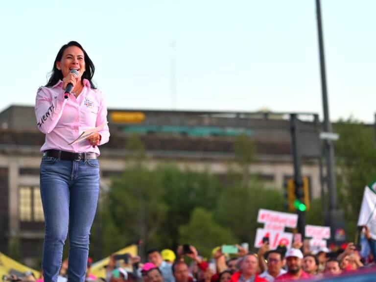 "Sí al debate", puntualizó Alejandra Del Moral