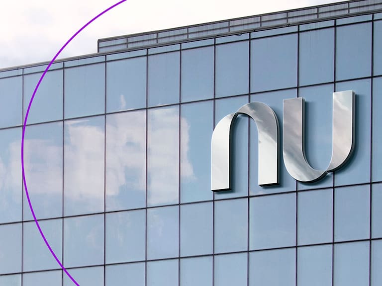 Con casi 15 millones de clientes en México, NU refuerza su estrategia de inclusión financiera y busca colocarse entre las tres principales instituciones financieras del país.