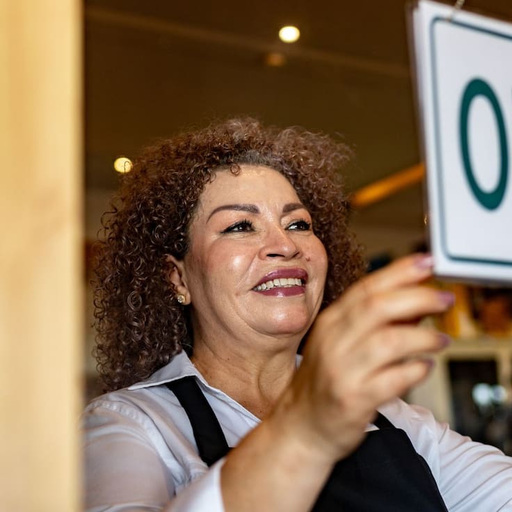 IMSS o ISSSTE: Con la nueva ley, ¿cómo me puedo jubilar o retirar a los 55 años?