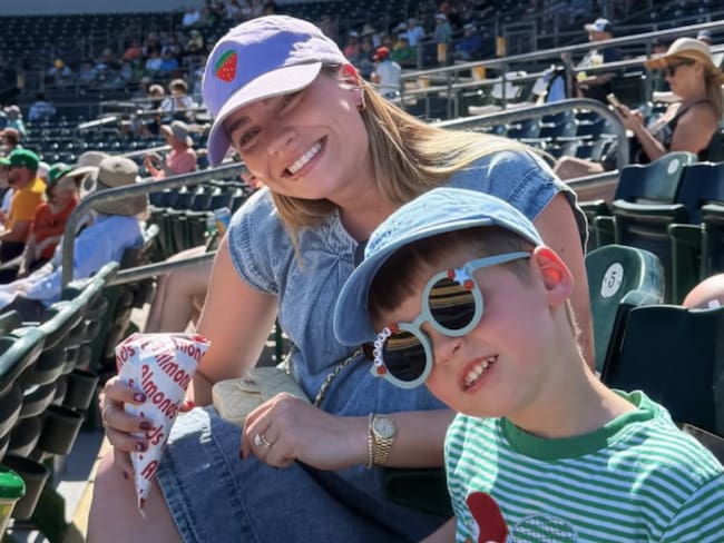 Muere hijo de 3 años de la influencer Emilie Kiser tras accidente en la alberca de su casa