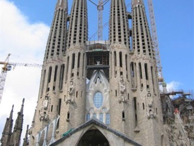 Detienen a presunto responsable de incendio en la Sagrada Familia