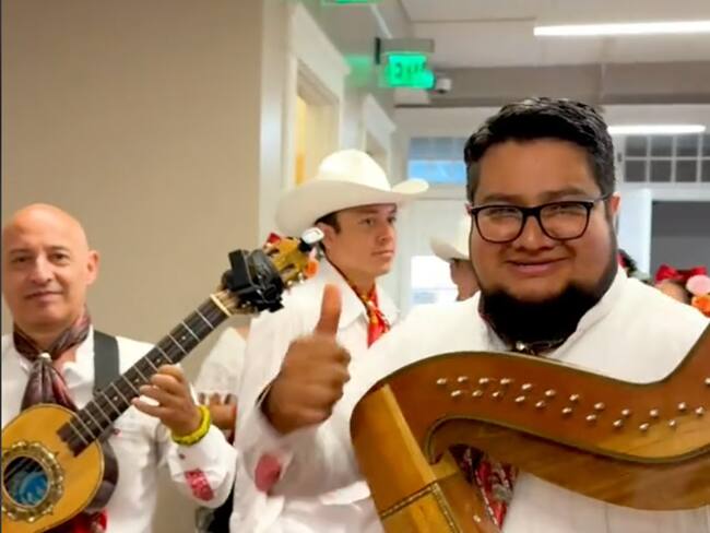 Bailarines veracruzanos deslumbran en Nueva Orleans con son jarocho y deja a todos boquiabiertos ante el poder del folclor mexicano