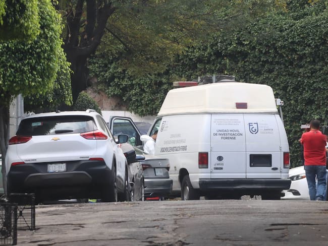 Investigan homicidio de una pareja en calles de la colonia Lindavista