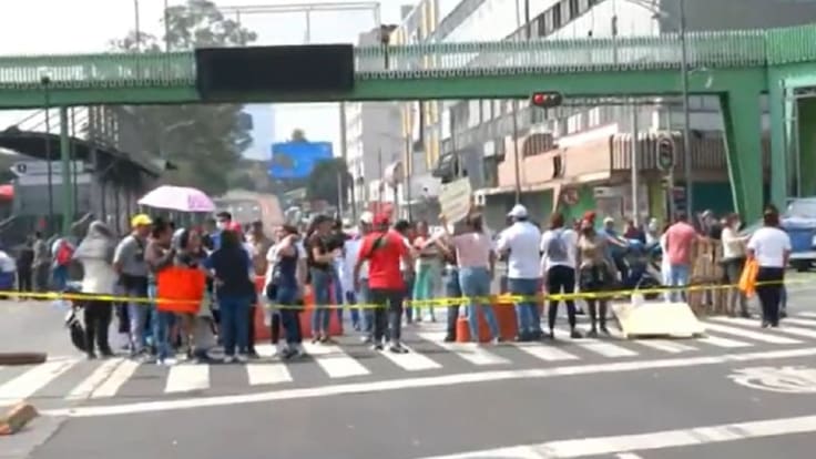 Continúan bloqueos y manifestaciones en CDMX