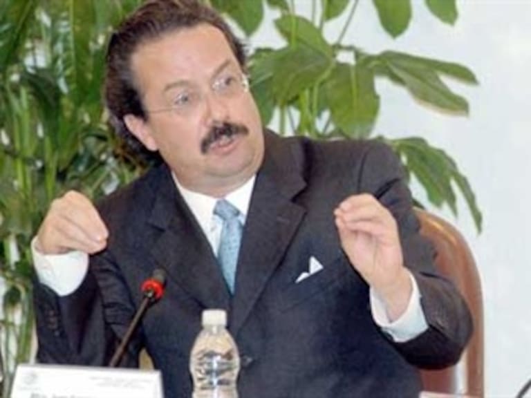 Comparece Molinar ante Comisión Permanente
